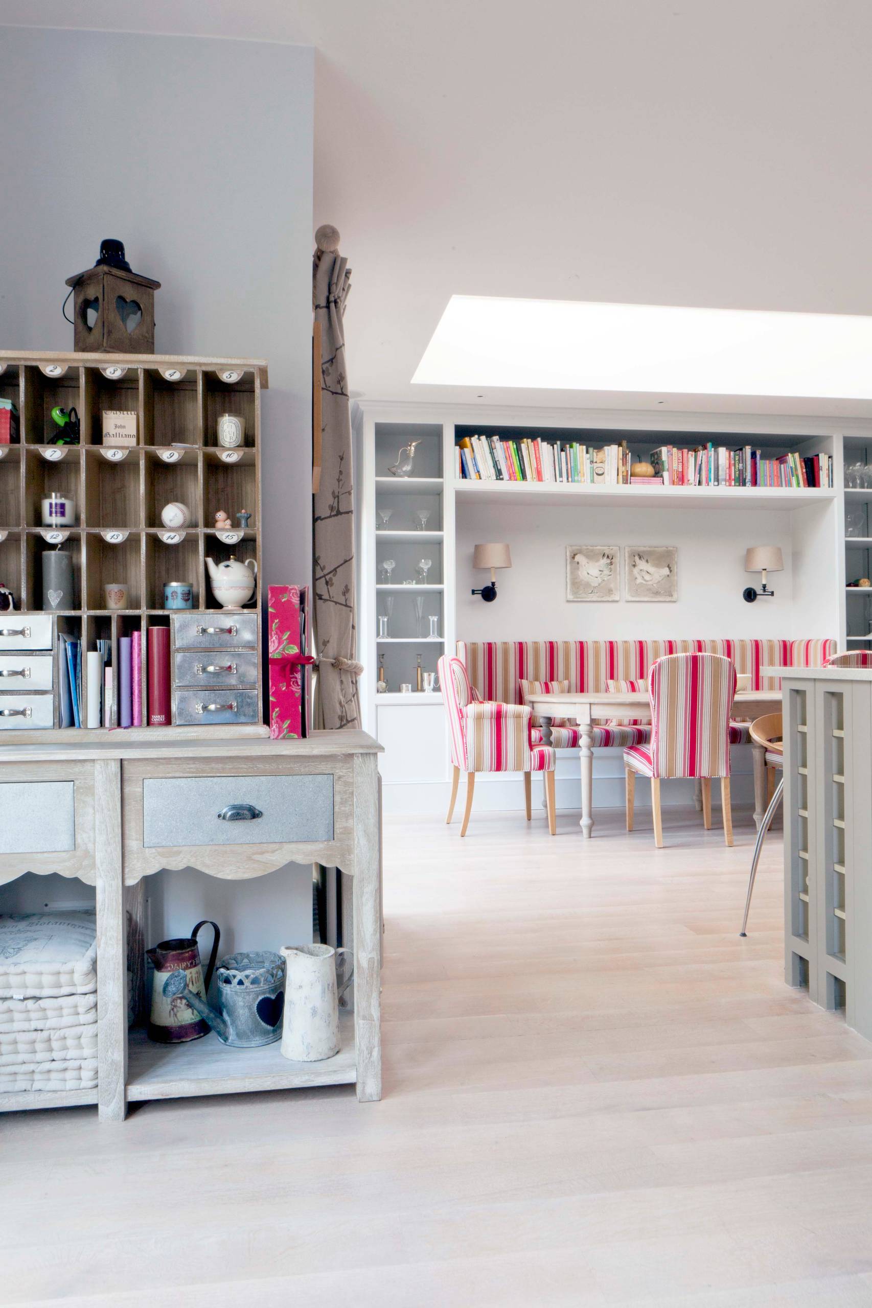 Houzz Tour: A Victorian Family Home Infused with Colour and Character ...