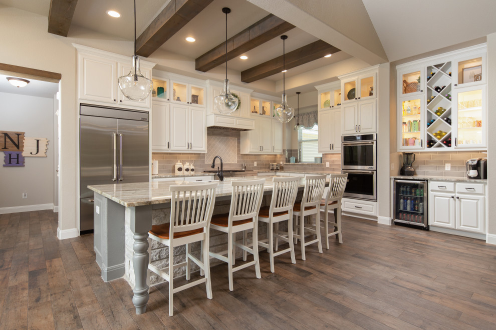 Home design - rustic home design idea in Austin