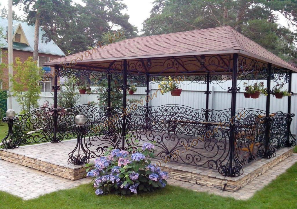 Кованые беседки