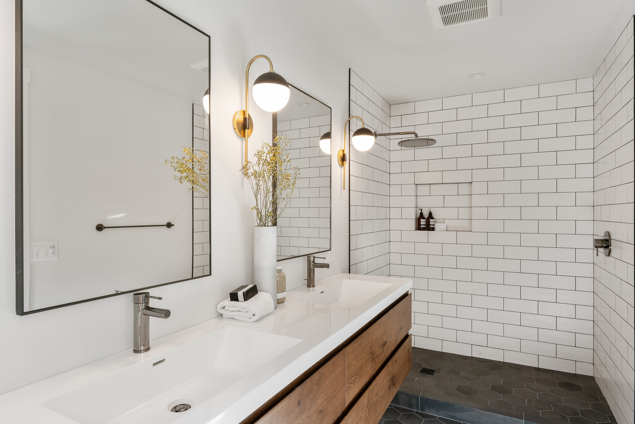 Cedar Avenue Home