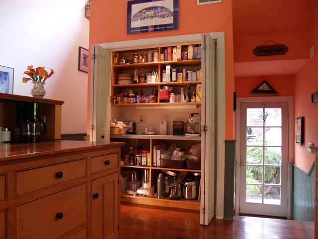 The Working Pantry Clutter Fighter Eclectic Kitchen