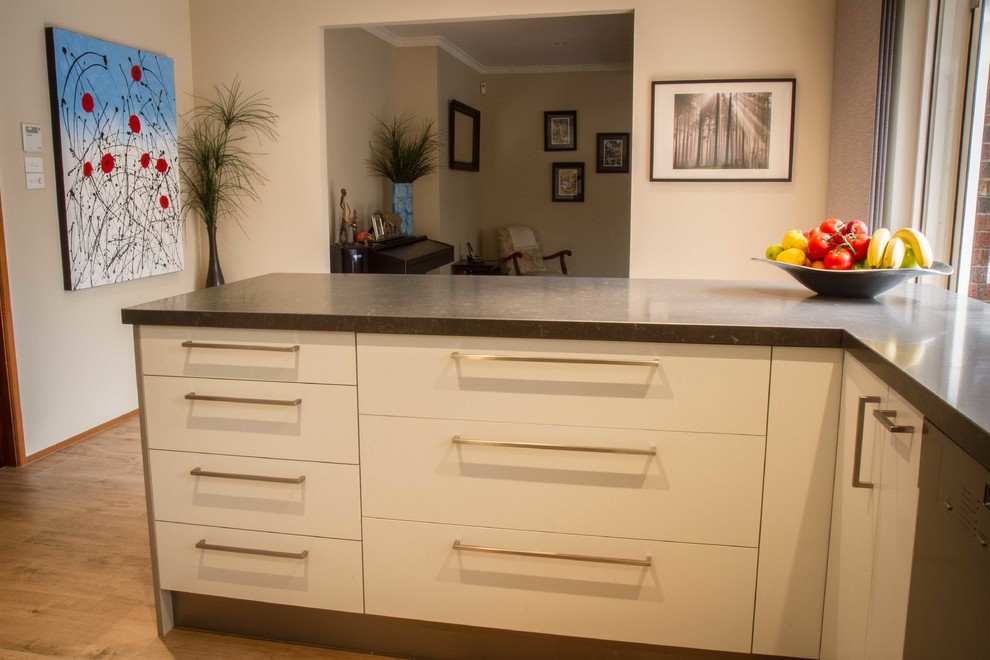 Contemporary kitchen in Melbourne.