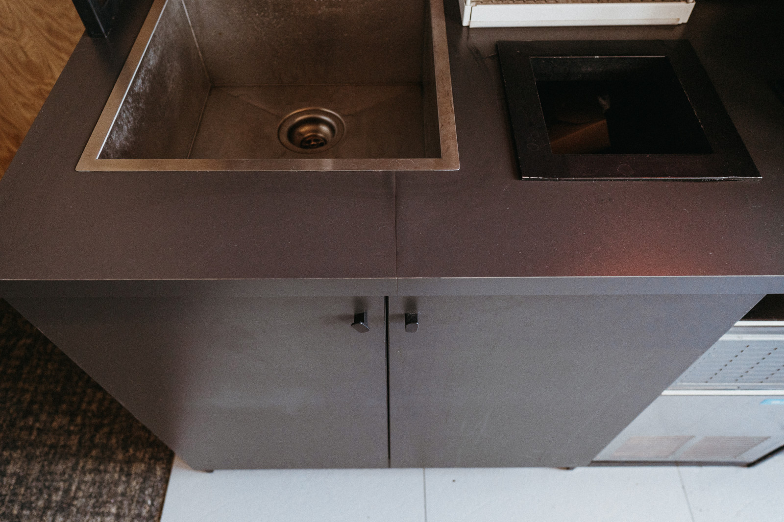 Барная стойка, раковина