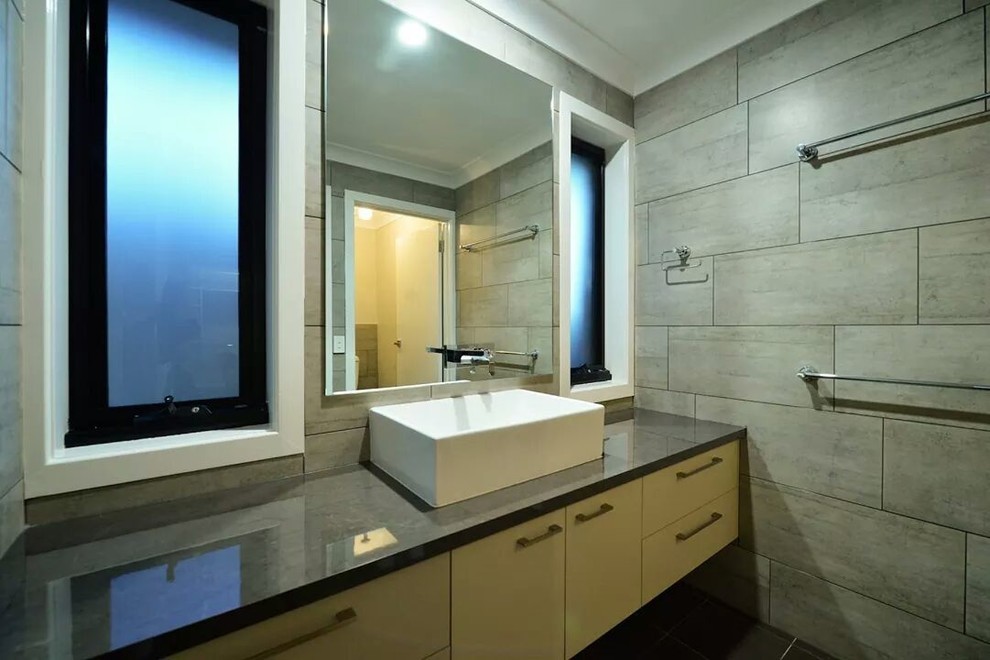 Inspiration for an industrial bathroom in Sydney.