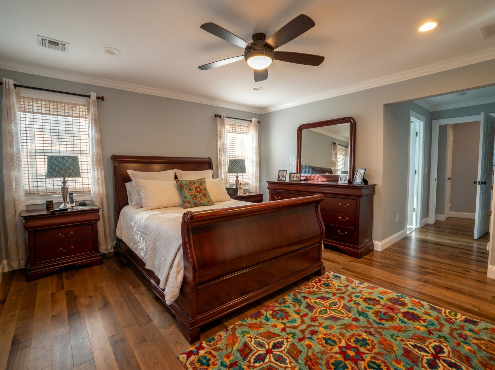 Primary Bedroom with Tray-Free Vaulted Ceiling Fan