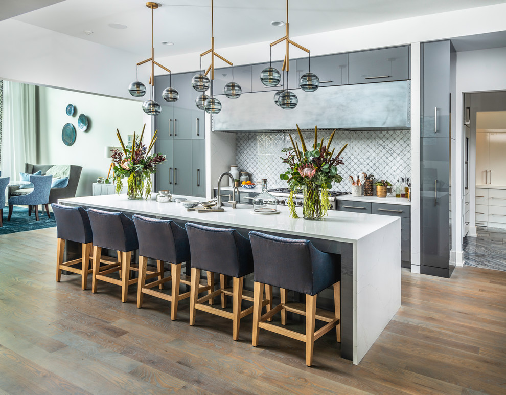 This is an example of a contemporary kitchen in Nashville.