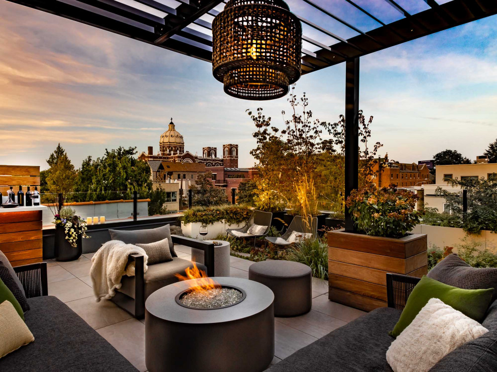 Deck - mid-sized deck idea in Chicago