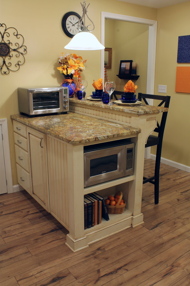 Chesley Knoll - Apartment Kitchen - Traditional - Kitchen - Philadelphia - by Jack Calderone