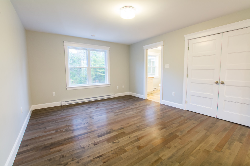 Home design - transitional home design idea
