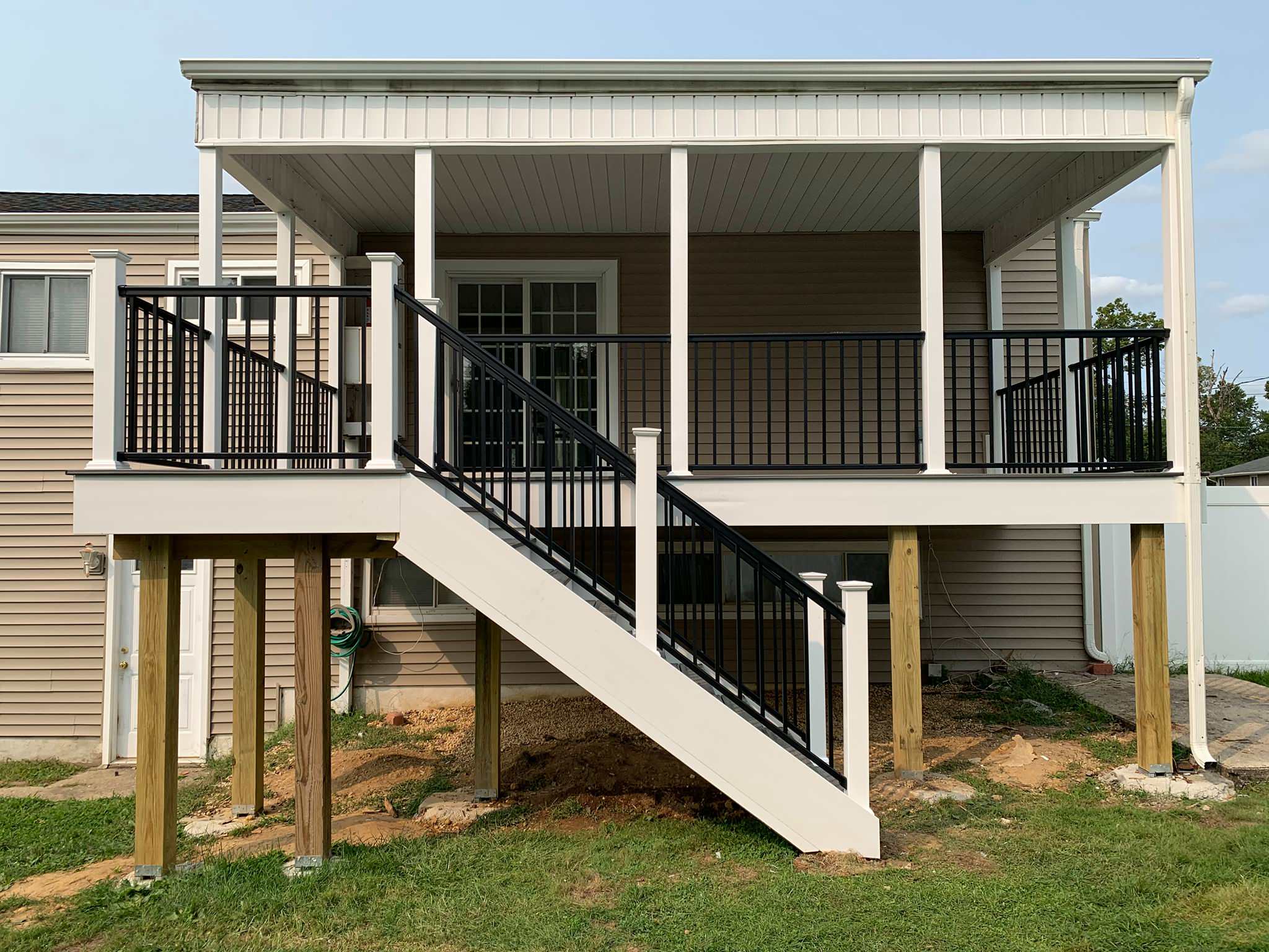 Resurfaced old deck with Trex transcends Island Mist Color