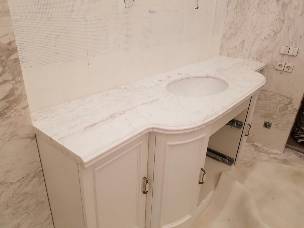 Отделка Ванной комнаты мрамором "Volokas" (Греция)