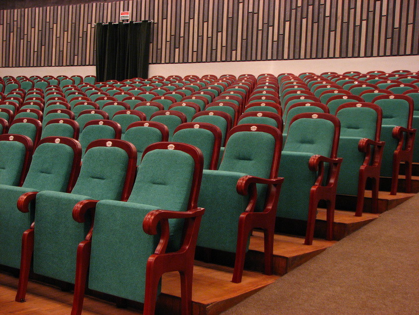 кресла для зрительных залов и театров