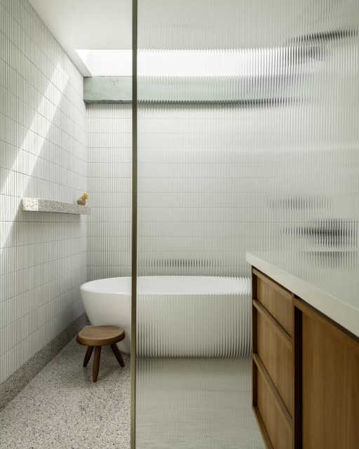 Bed / Bath 