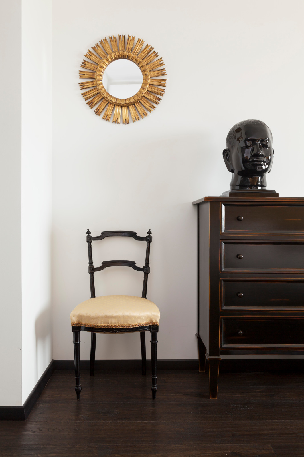 Трехкомнатная квартира на Ленинском проспекте