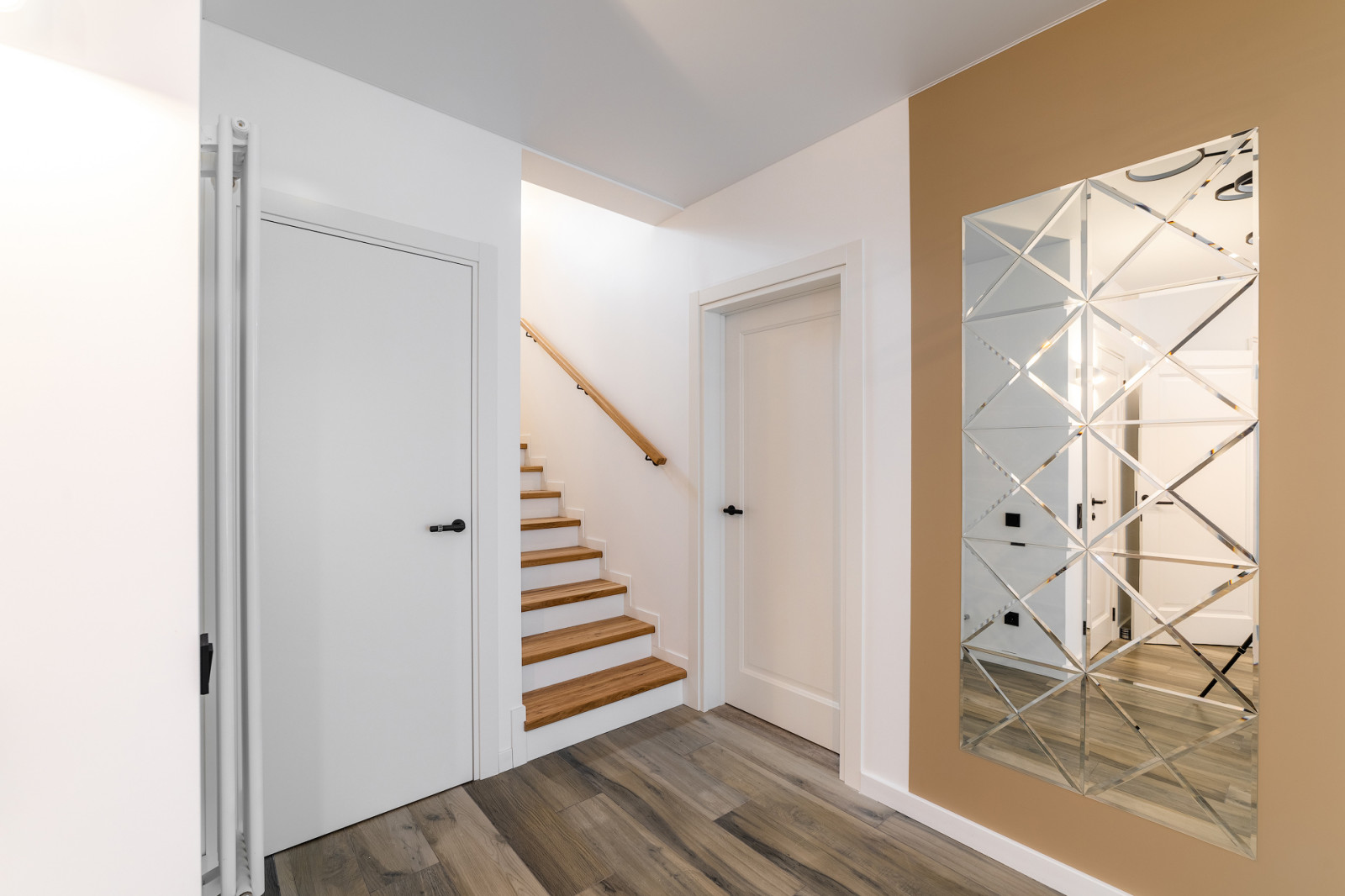 Дом в Назарьево 175 кв. м. Проектные решения 1-го этажа.