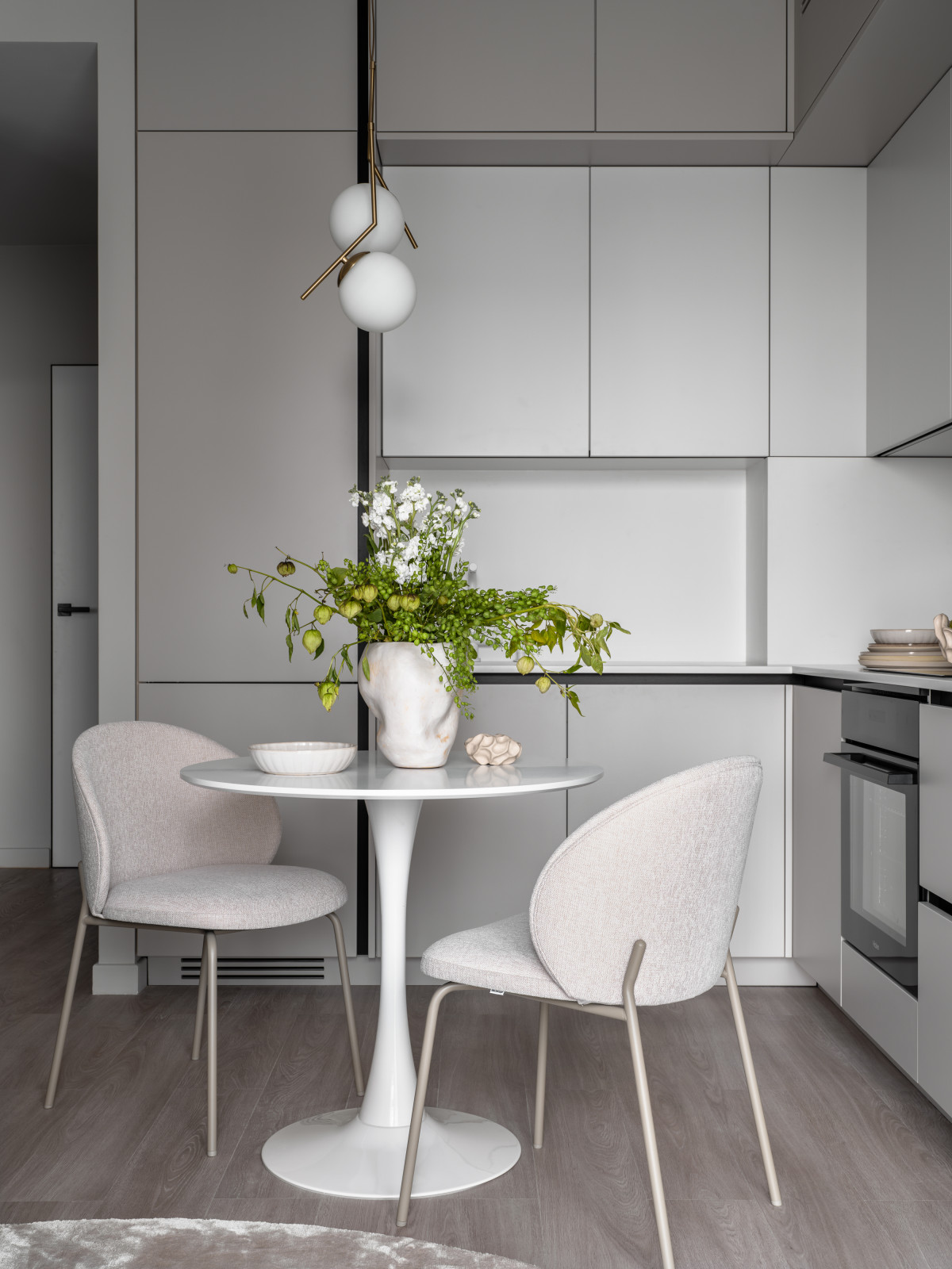 Дизайн интерьера квартиры в современном стиле в ЖК Метрополия