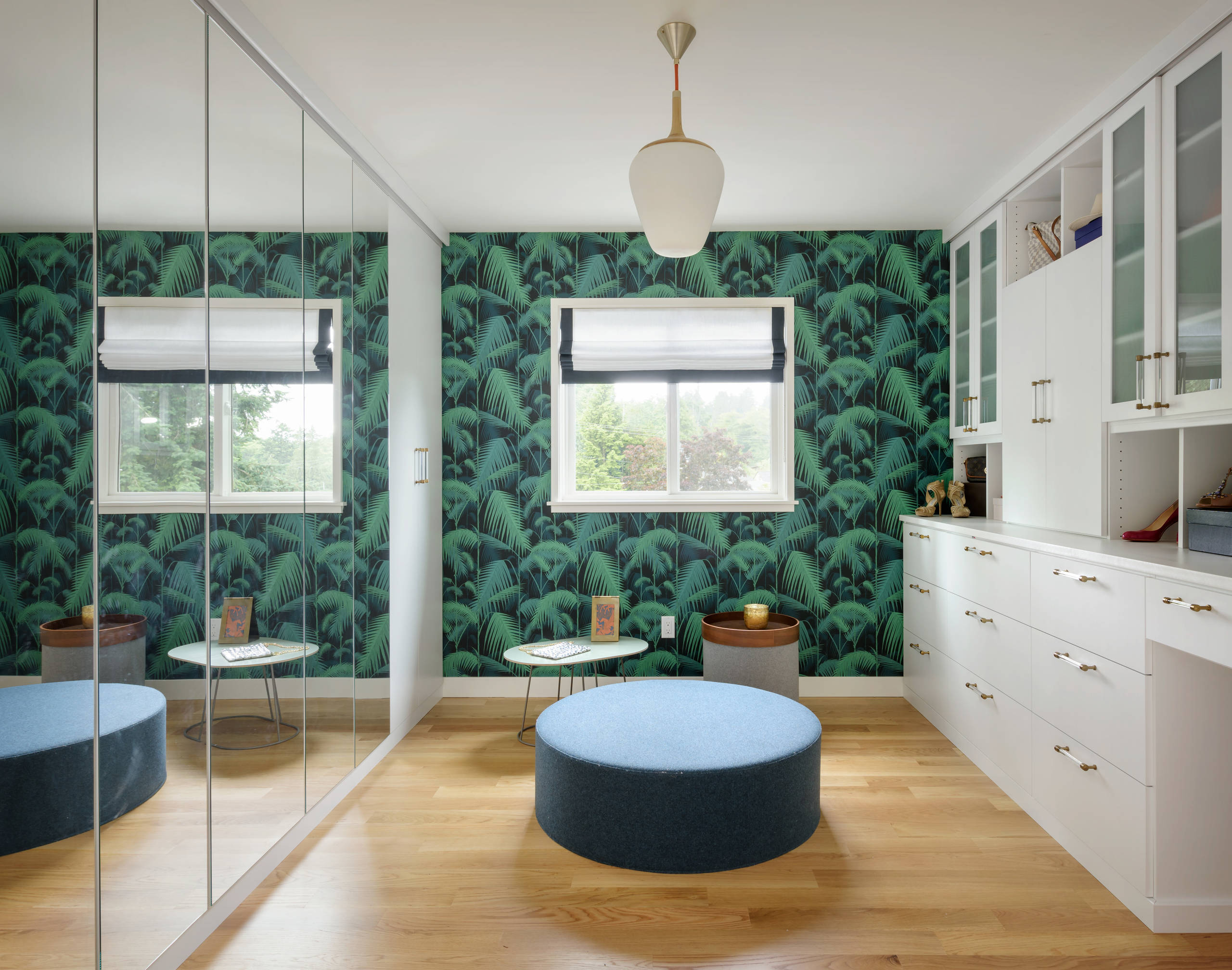 75 Green Closet Ideas You'll Love - September, 2026