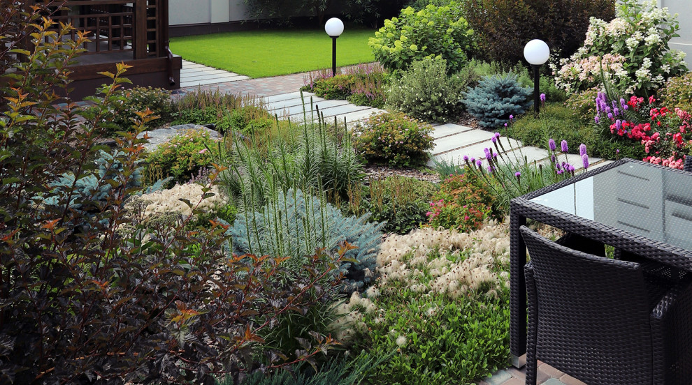 Руст и поперечно исчерченная дорожка