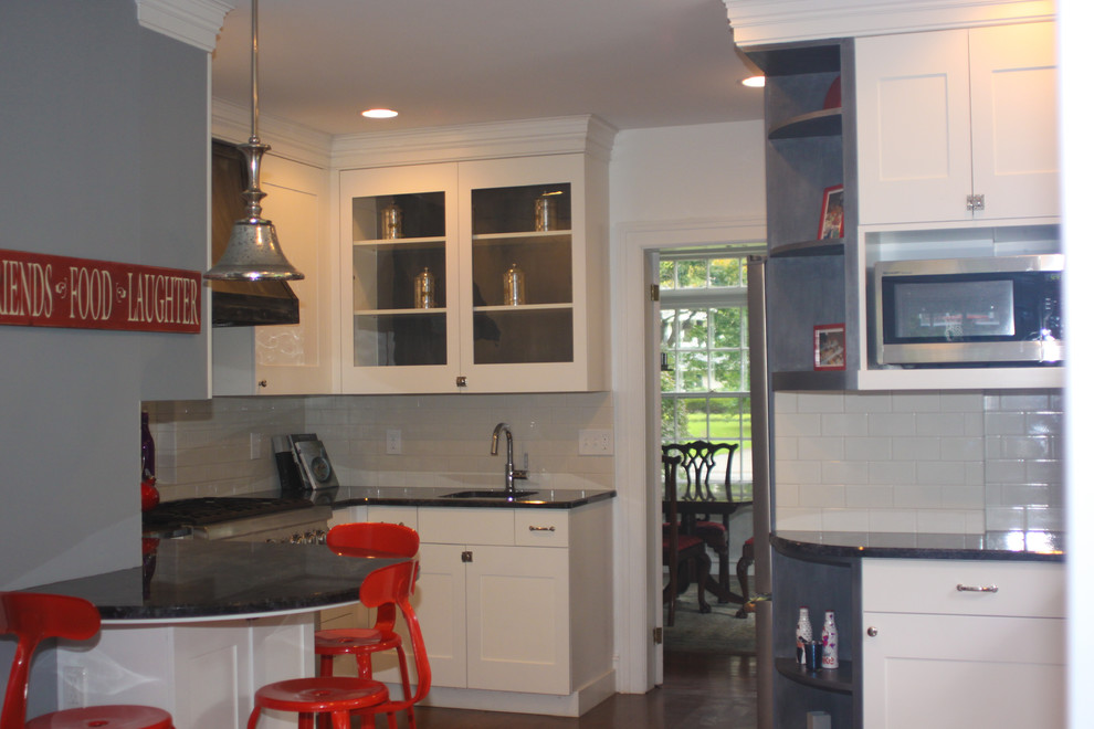 Kitchen - transitional kitchen idea in Cleveland