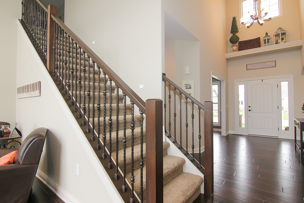 Inspiration for a transitional entryway remodel in Milwaukee