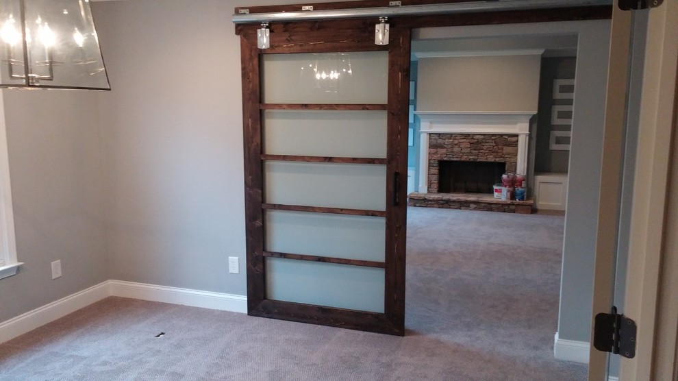 Inspiration for a transitional home design remodel in Atlanta