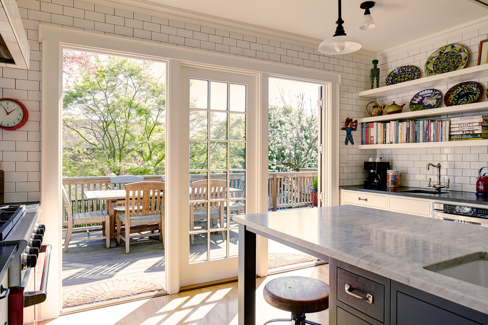 Deck - transitional deck idea in Seattle