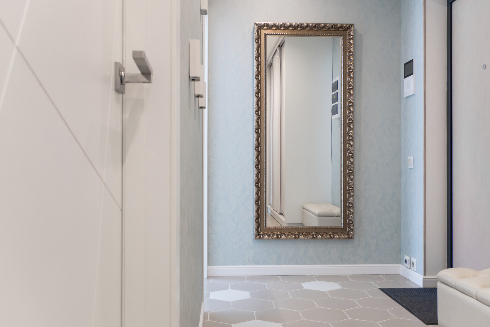 ЖК Легенда на Яхтенной коридор