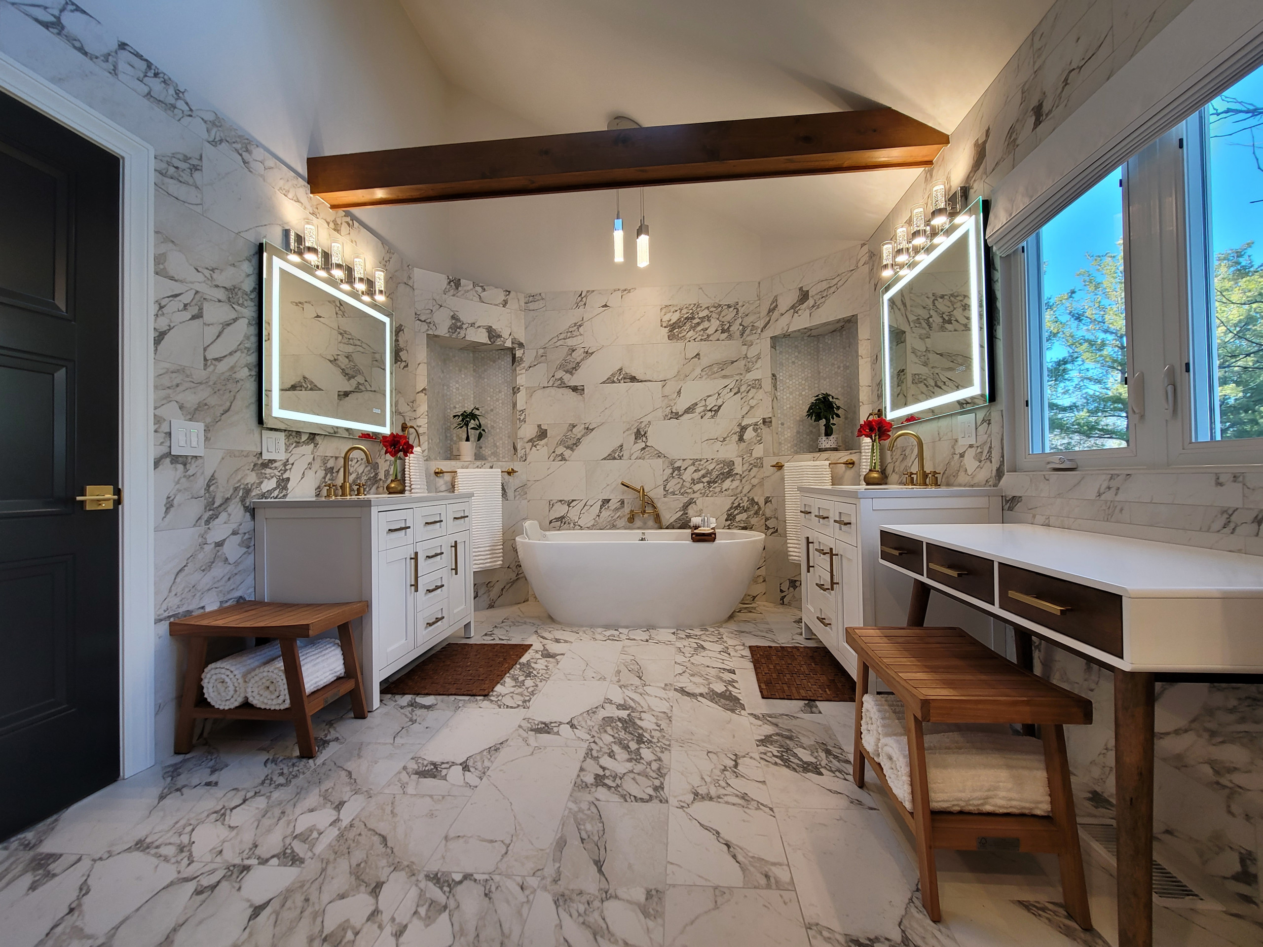 Dream white Bathroom