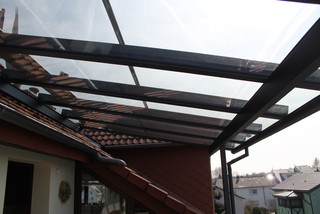 Überdachung einer Dachterrasse
