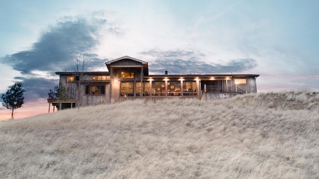 South Dakota Farm House lantlig-fasad