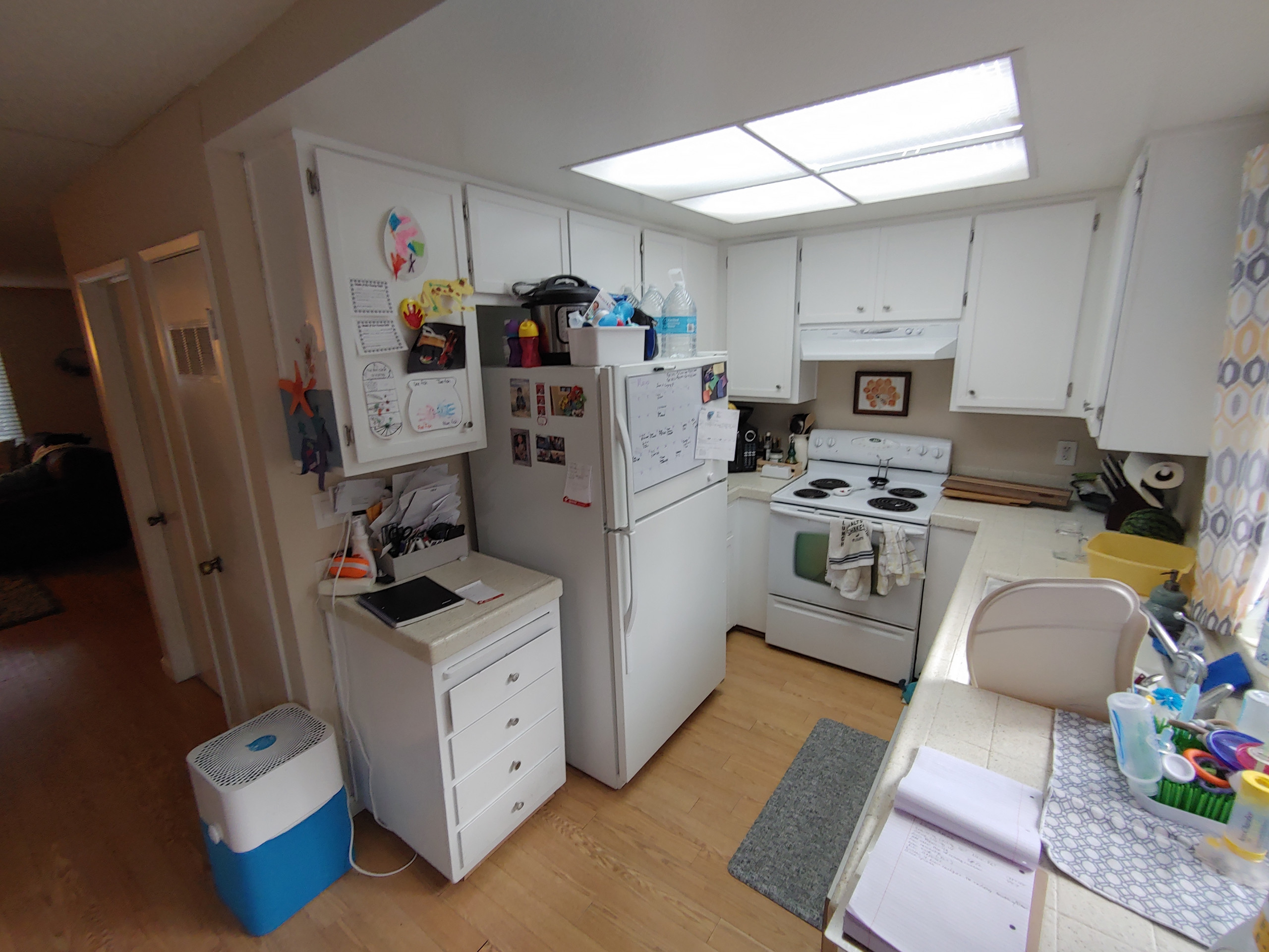 Carmichael Condo Kitchen (Before)