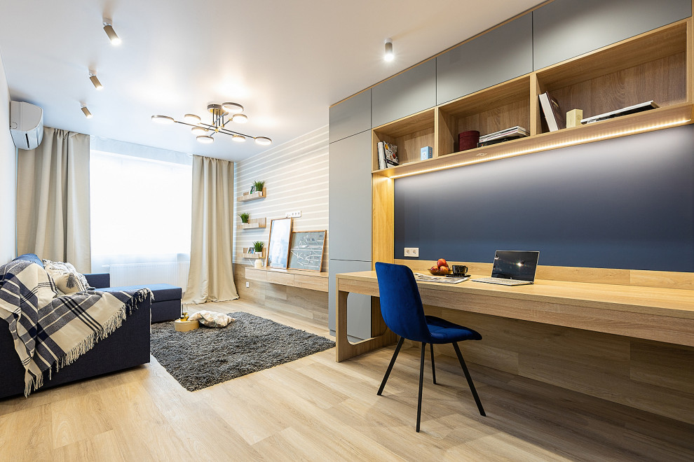 ул Романтиков