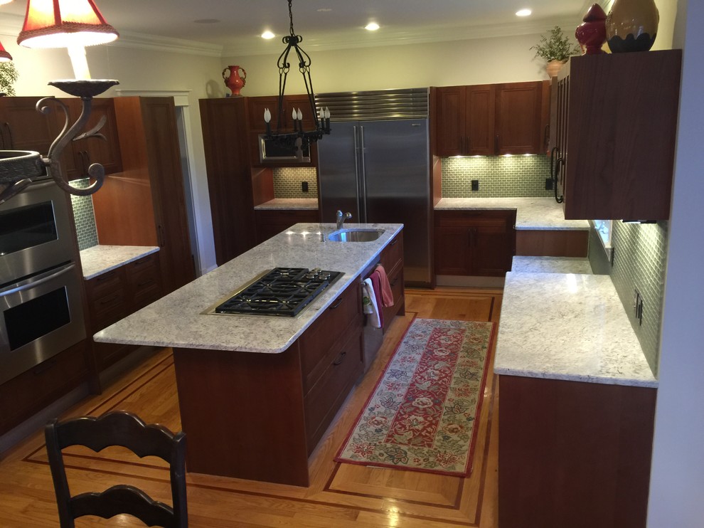 Kitchen - kitchen idea in Boston