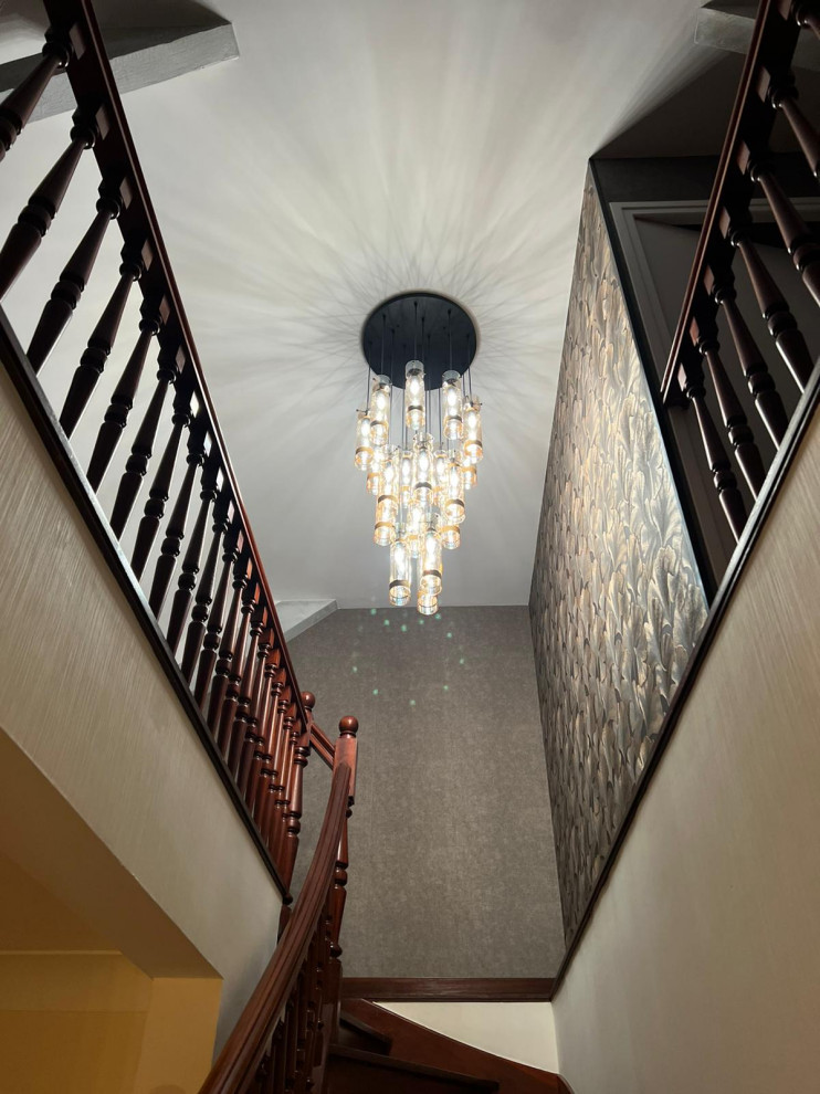 Suspensions sur-mesure en verre pour montée d’escaliers à Ecully ...