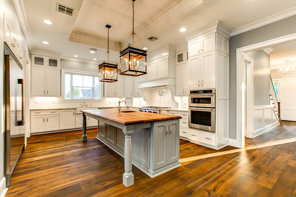 Kitchen - Traditional - Kitchen - New Orleans - by Guidry Custom Homes