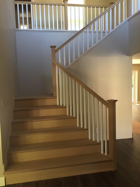 Craftsman stair, white oak & paint grade. - Craftsman - Staircase - San