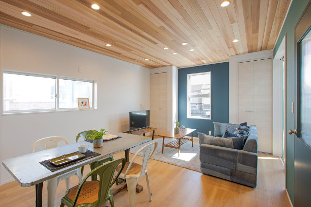 Active Family House／SESSION PIECE contemporain-salon