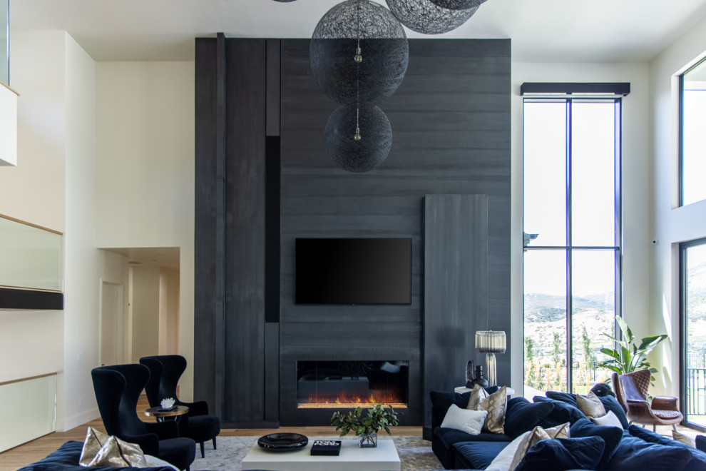 Design ideas for a modern family room in Salt Lake City.