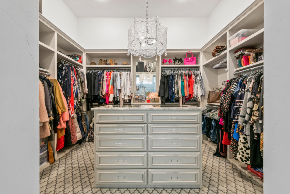 Design ideas for a country storage and wardrobe in Houston.