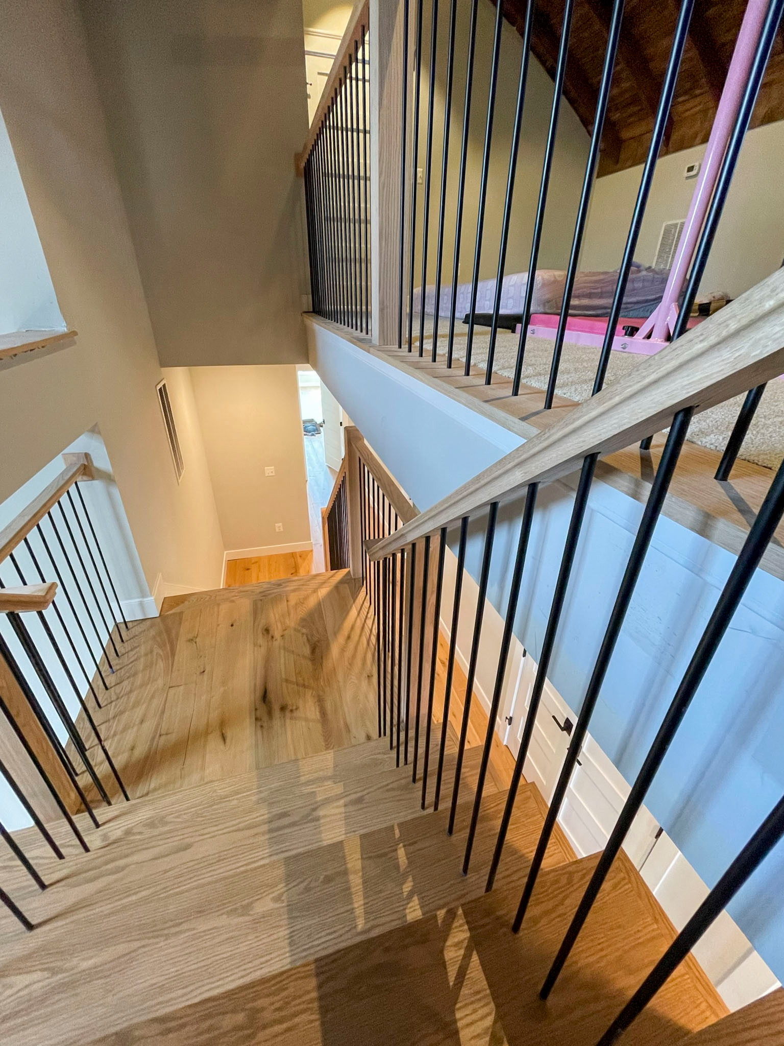 102_Straight-Freestanding Stairs/Landing in Barn Style Home, Leesburg VA 20175