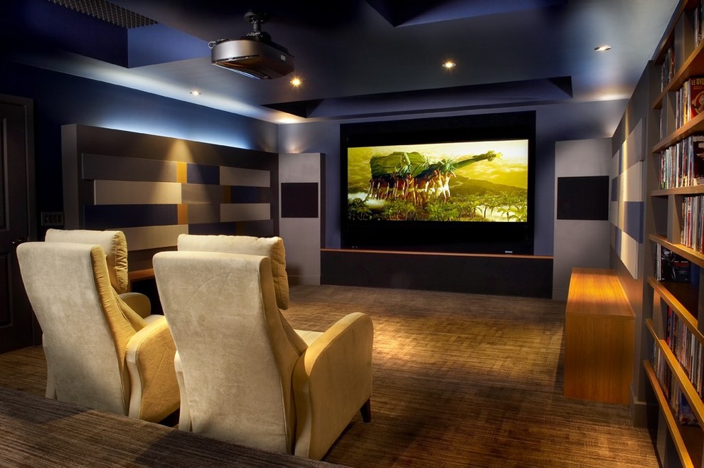 Photo of a modern home theatre in Montreal.