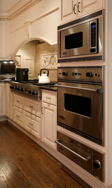 Project 4 traditional-kitchen
