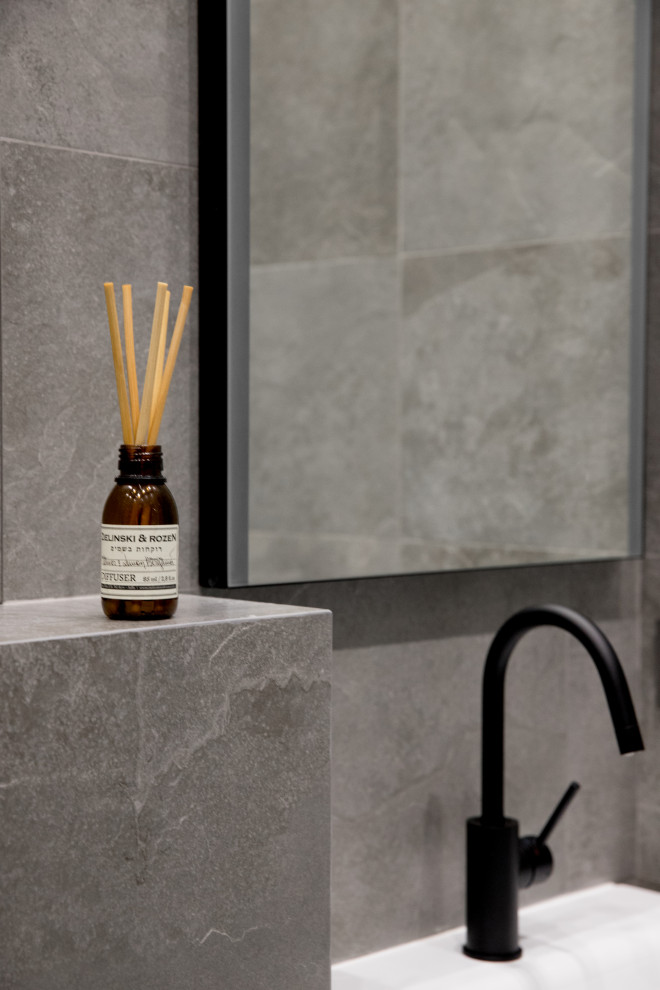 Небесно синий в ЖК Новочеремушкинская 17