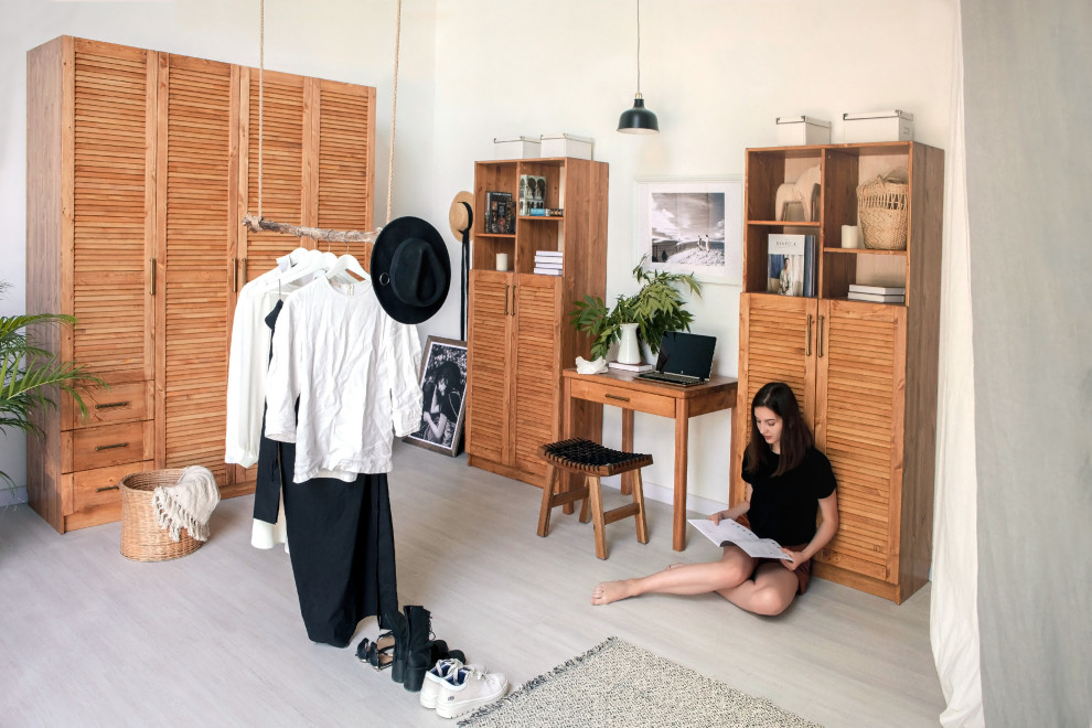 Набор мебели с жалюзийными фасадами