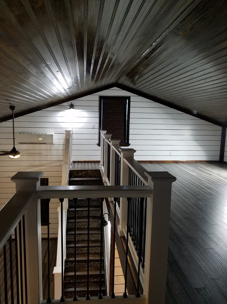 Inspiration for a transitional home design remodel in Austin