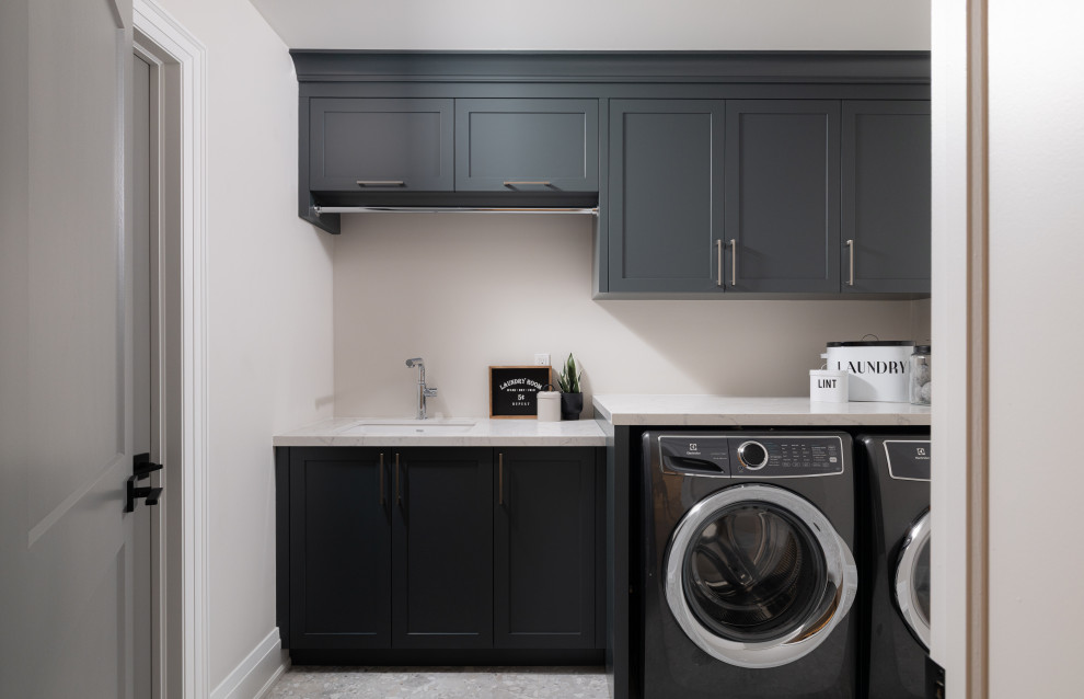Inspiration for a transitional laundry room remodel in Toronto