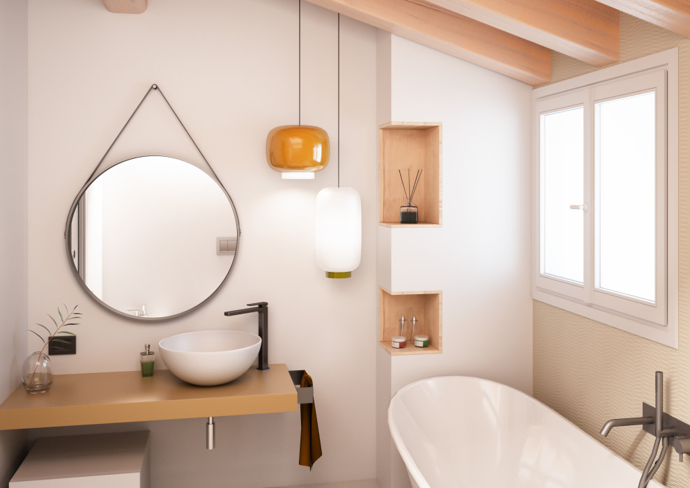 Modernes Badezimmer mit beigen Schränken, schwebendem Waschtisch und Holzdecke in Venedig