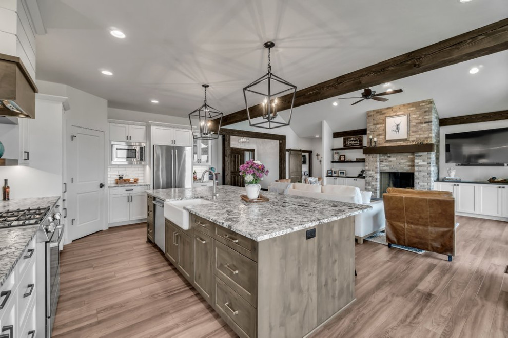 Mountain style kitchen photo in Seattle