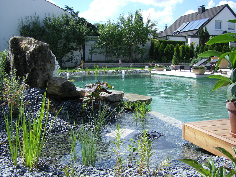 Moderner Pool in Nürnberg