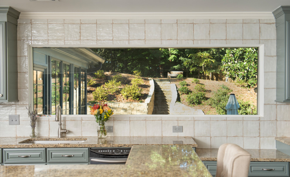 Example of a transitional kitchen design in Atlanta